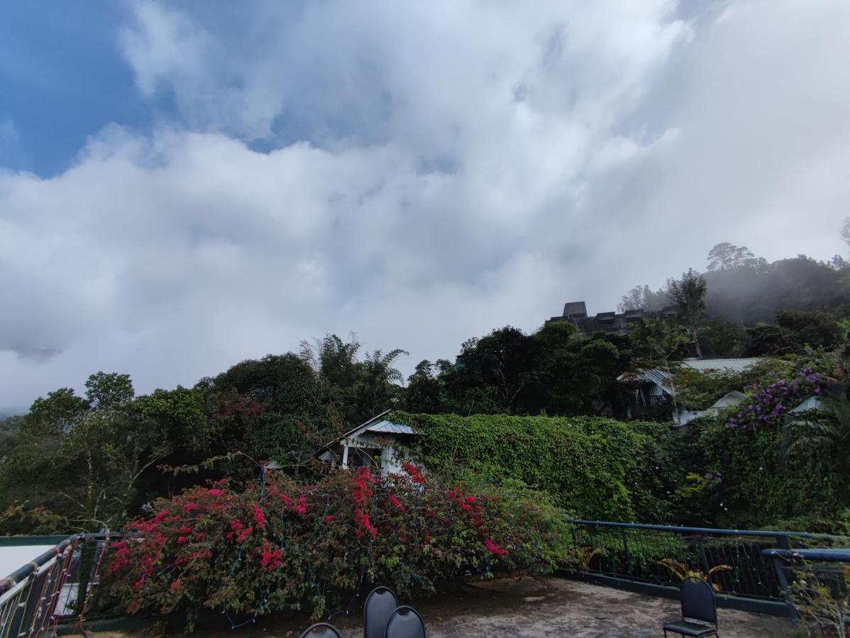 Munnar Tea Hills Resort - Mthr Екстериор снимка