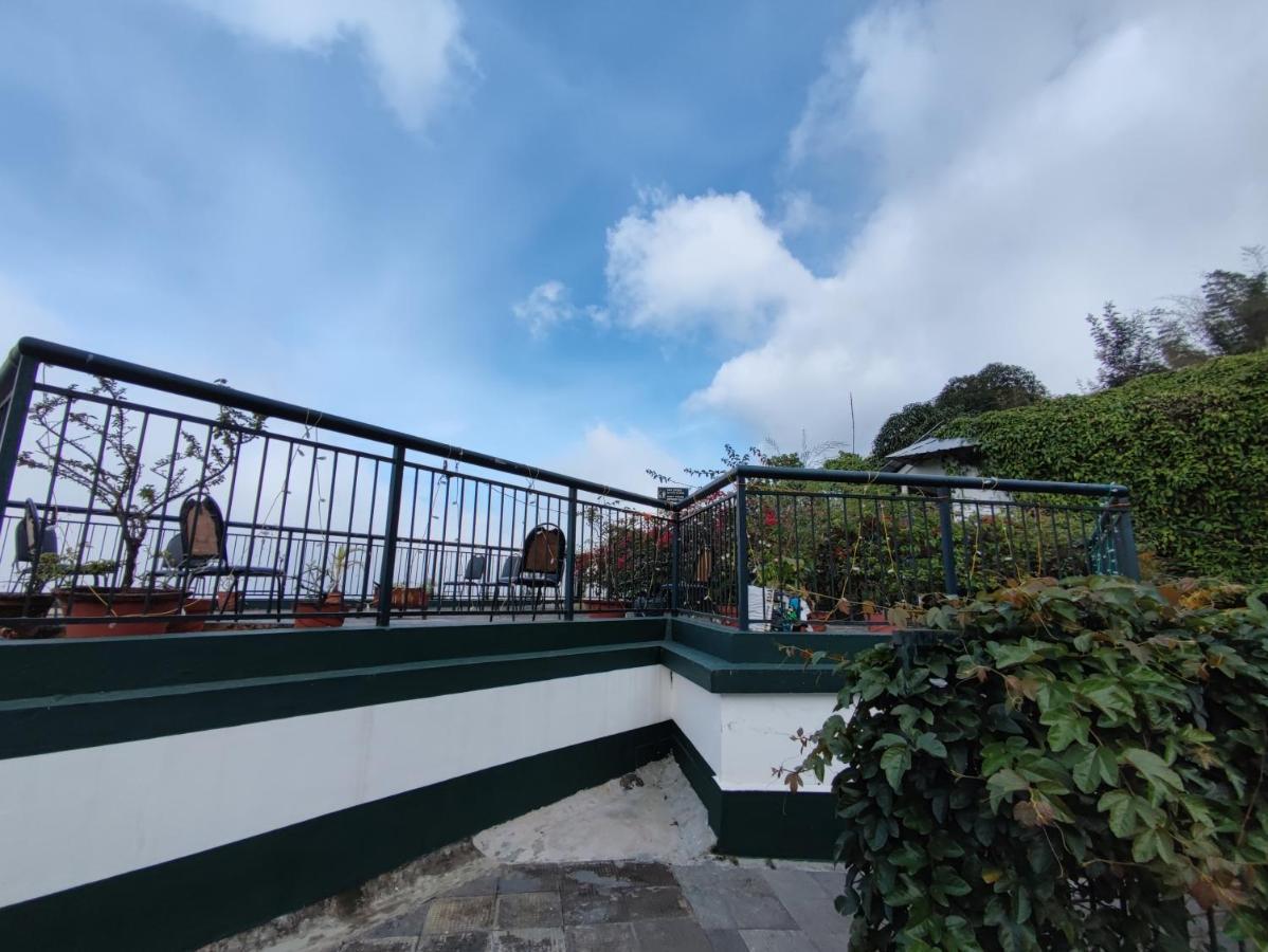 Munnar Tea Hills Resort - Mthr Екстериор снимка