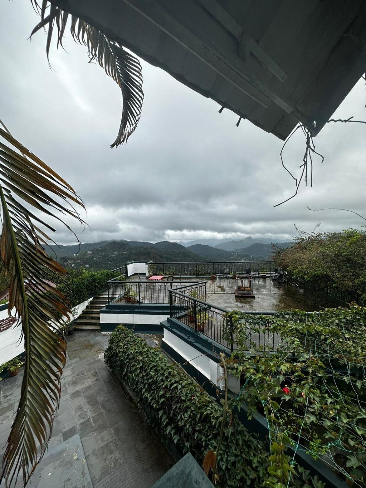 Munnar Tea Hills Resort - Mthr Екстериор снимка