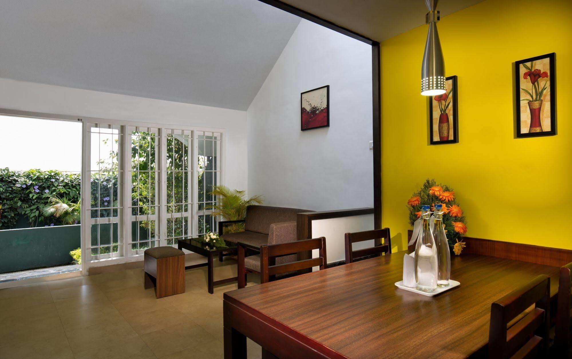 Munnar Tea Hills Resort - Mthr Екстериор снимка